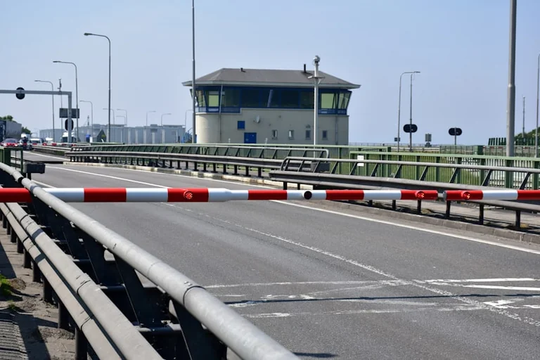 EES muudab mitte-ELi reisikaaslase Schengeni piirikontrolli