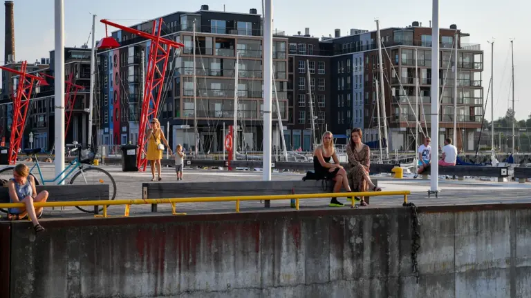Eesti 2% majanduskasv 2026: töö- ja palgaväljavaade