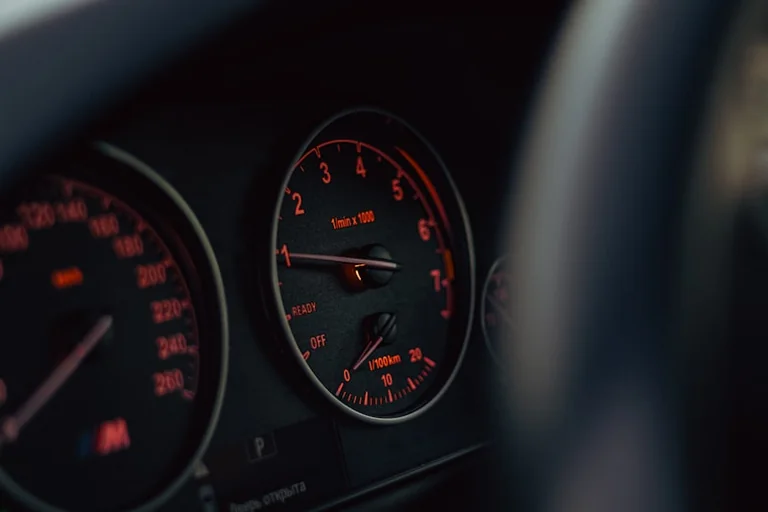 Kütusehind ei näita sõidukulu: arvuta oma auto 100 km hind